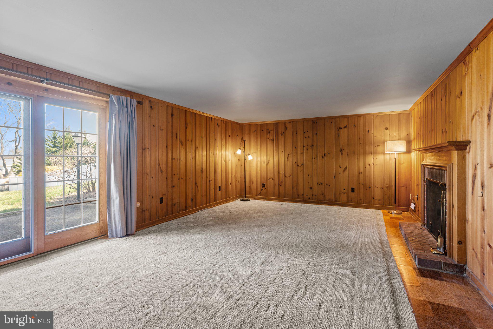 HILLCREST FARMS - Residential