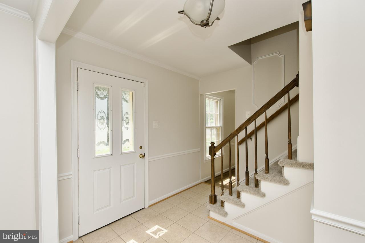 4006 RAINBOW GLEN COURT
