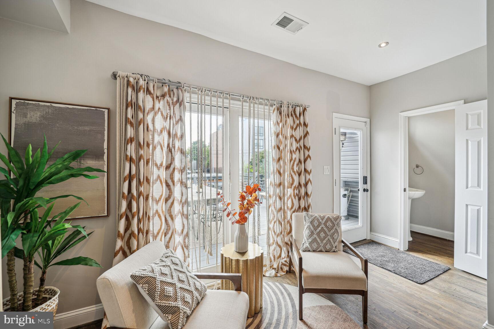 1133 MORSE STREET NE