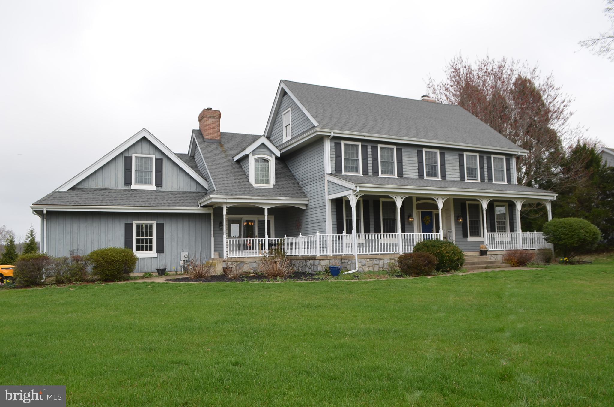 LAUREL CROSSING - Residential