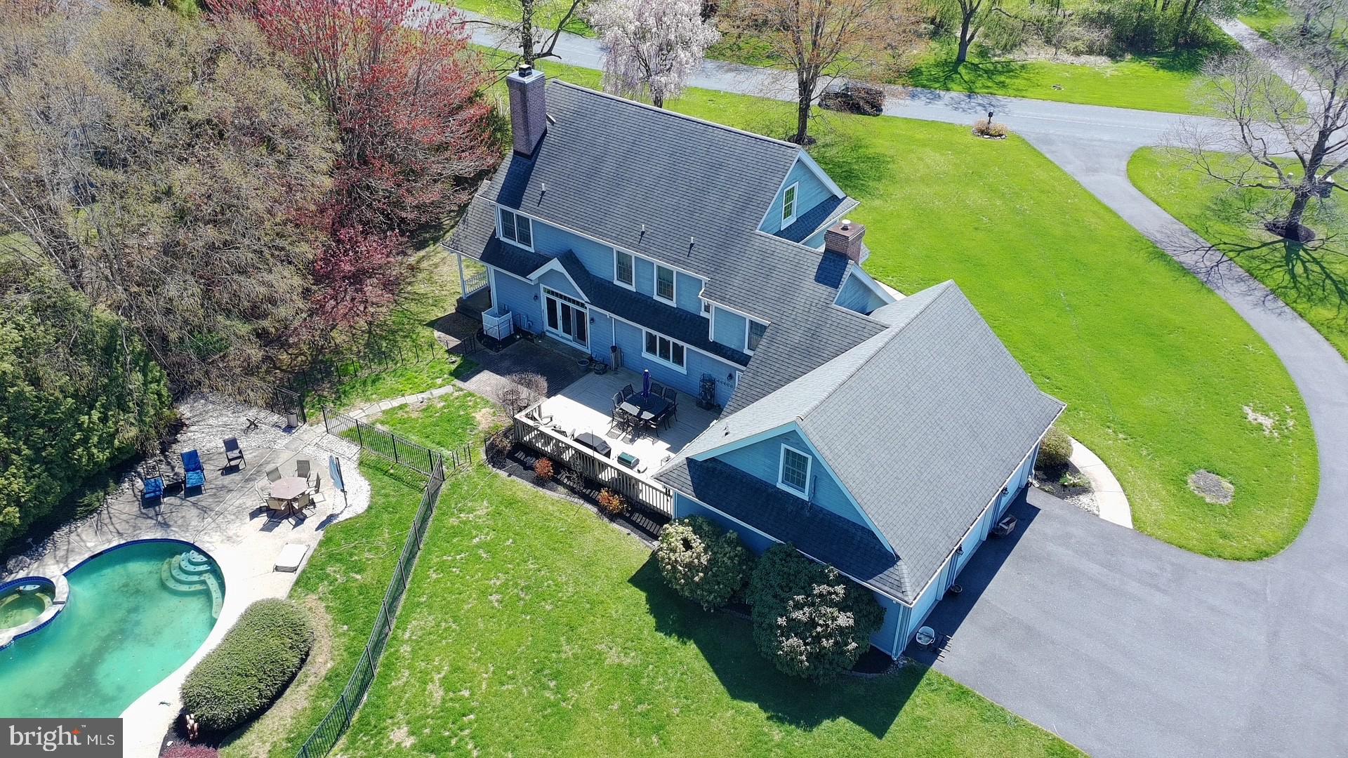 LAUREL CROSSING - Residential