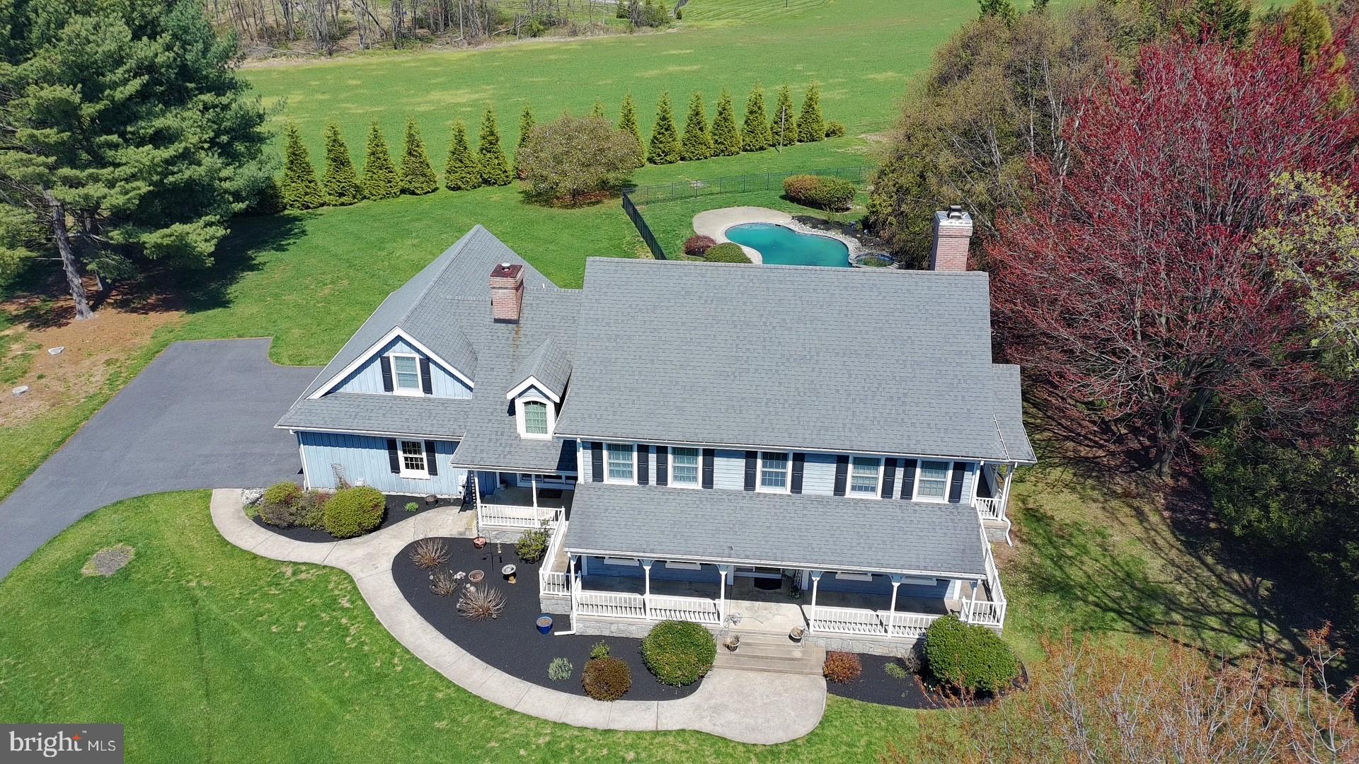 LAUREL CROSSING - Residential