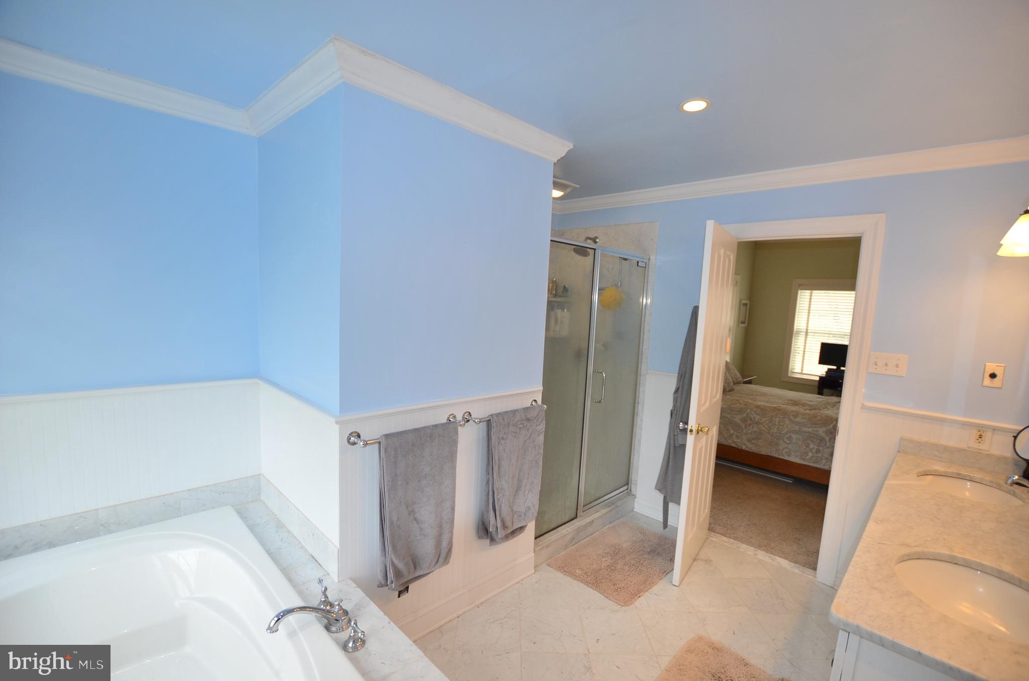 LAUREL CROSSING - Residential