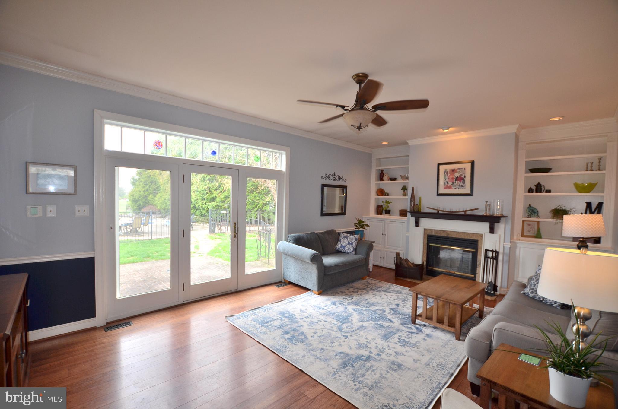 LAUREL CROSSING - Residential