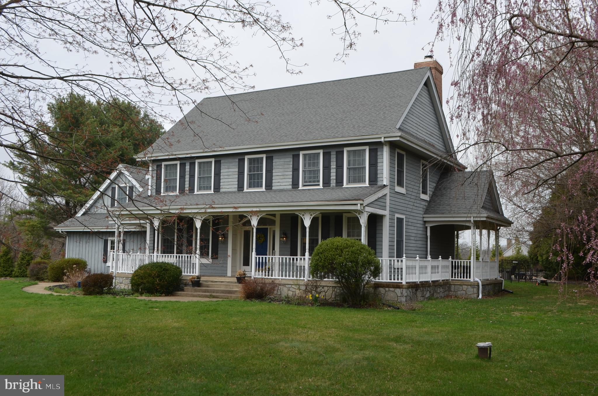 LAUREL CROSSING - Residential