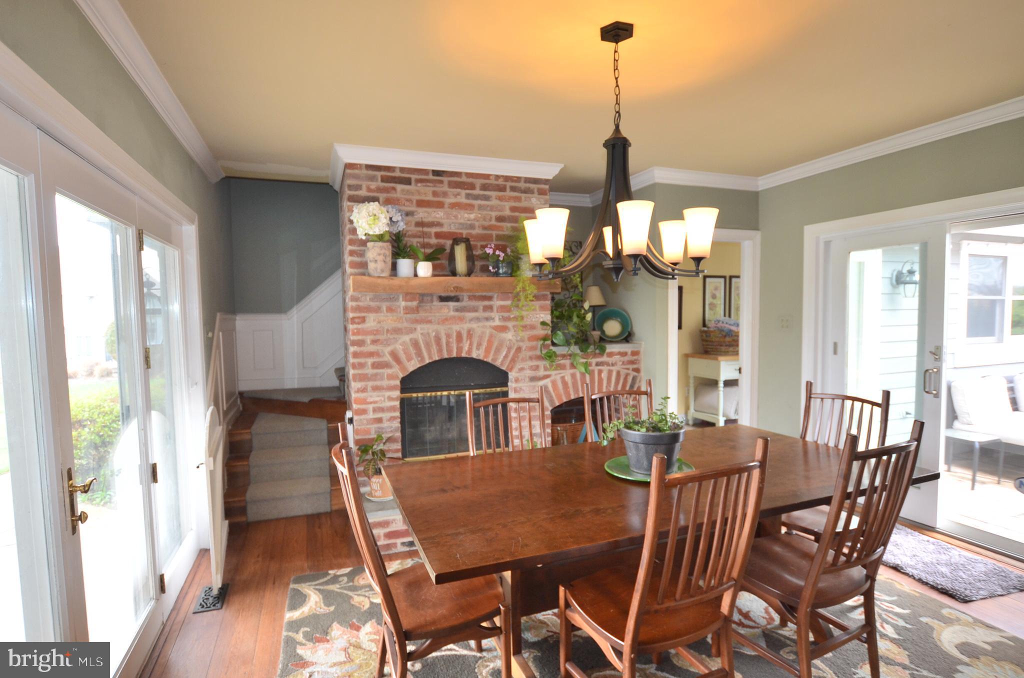 LAUREL CROSSING - Residential