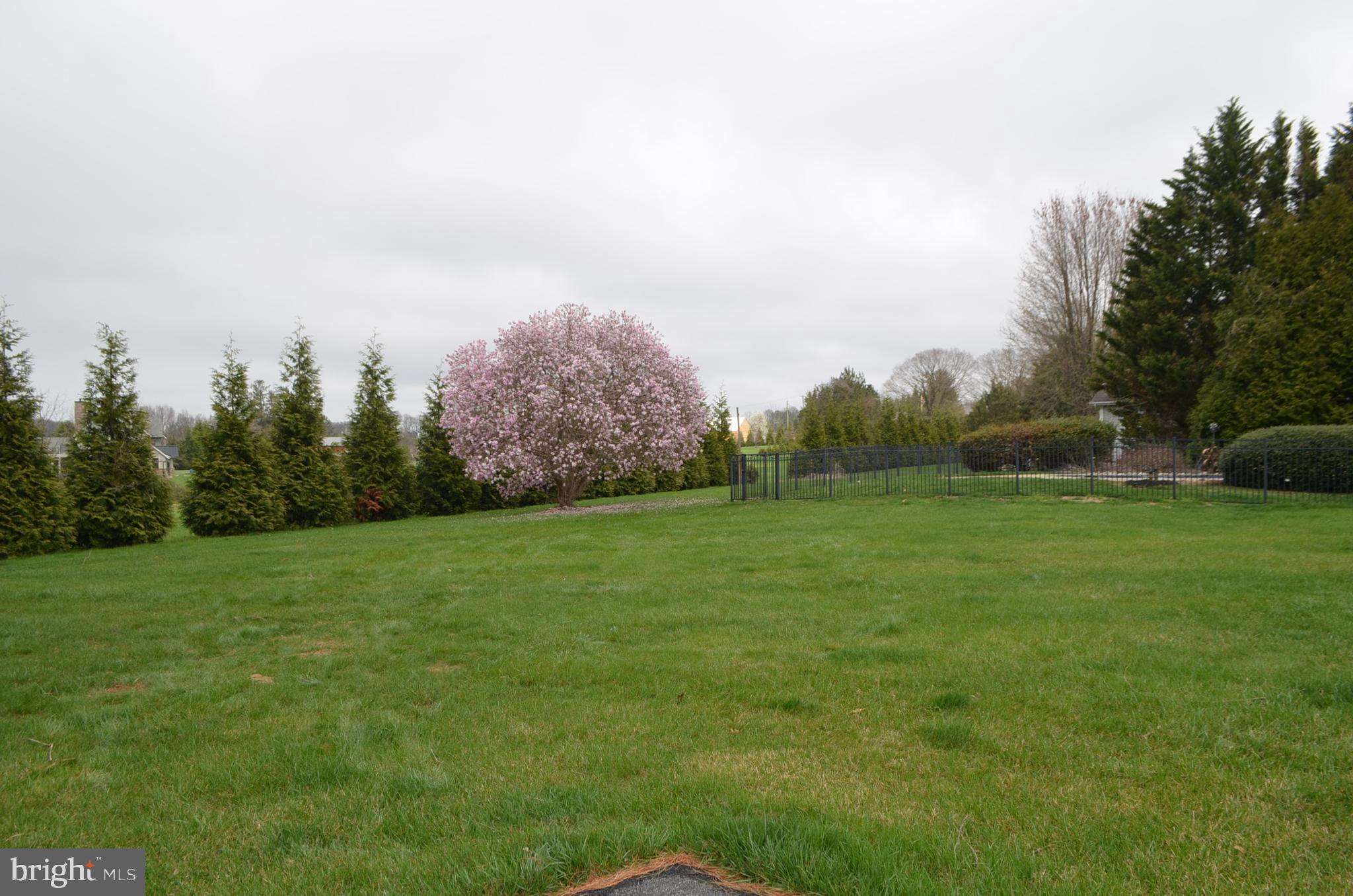 LAUREL CROSSING - Residential