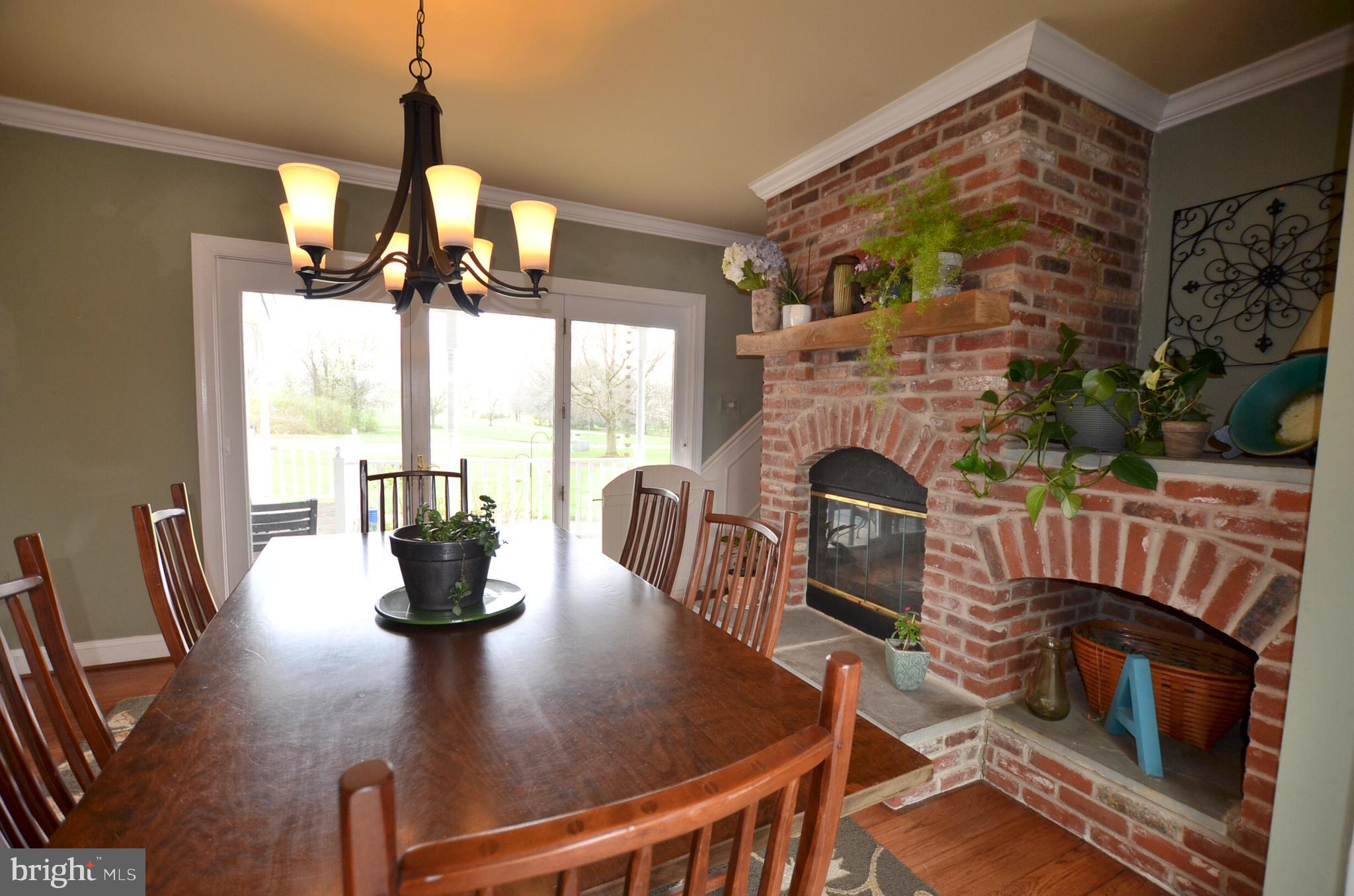 LAUREL CROSSING - Residential