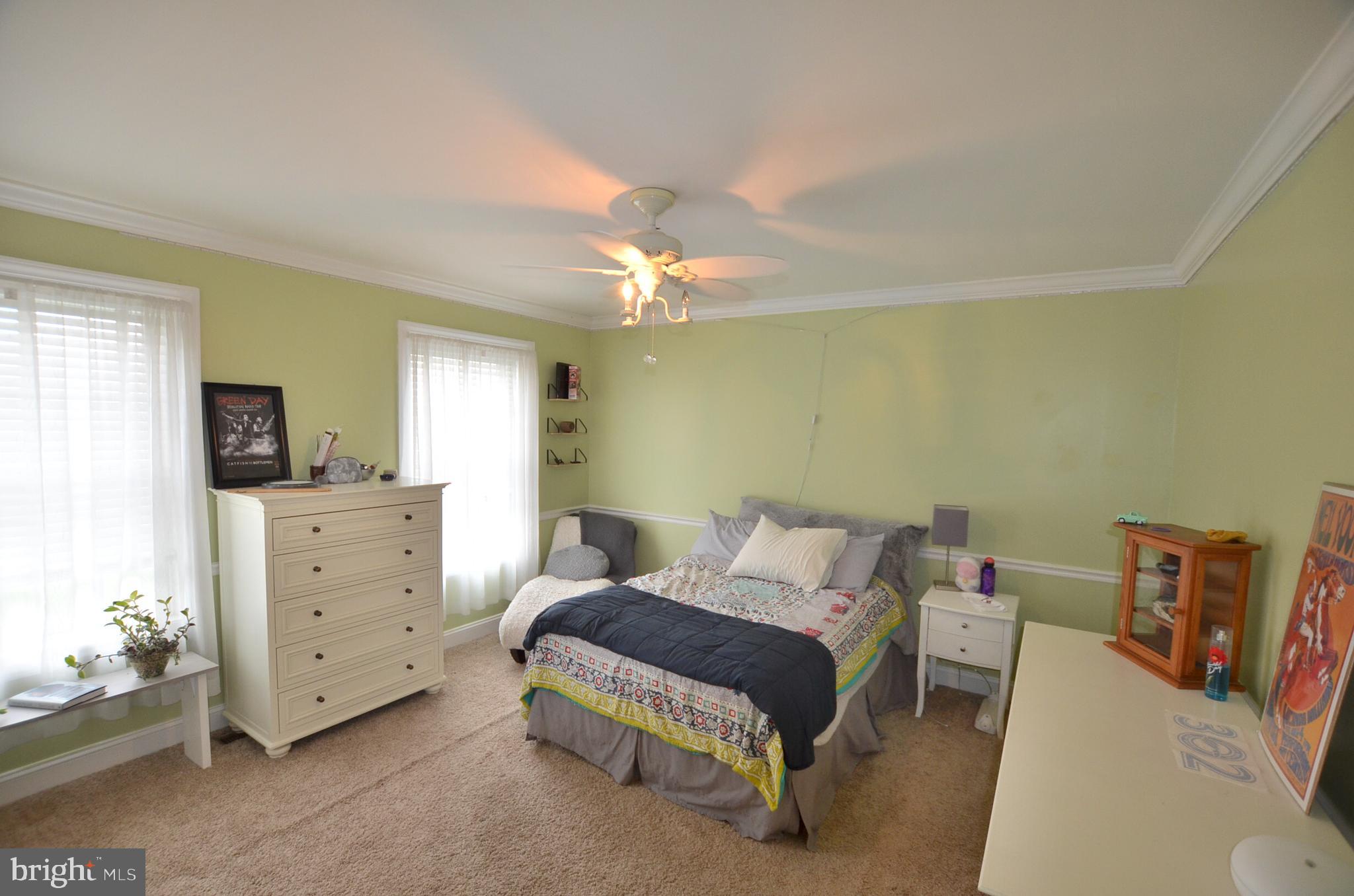 LAUREL CROSSING - Residential