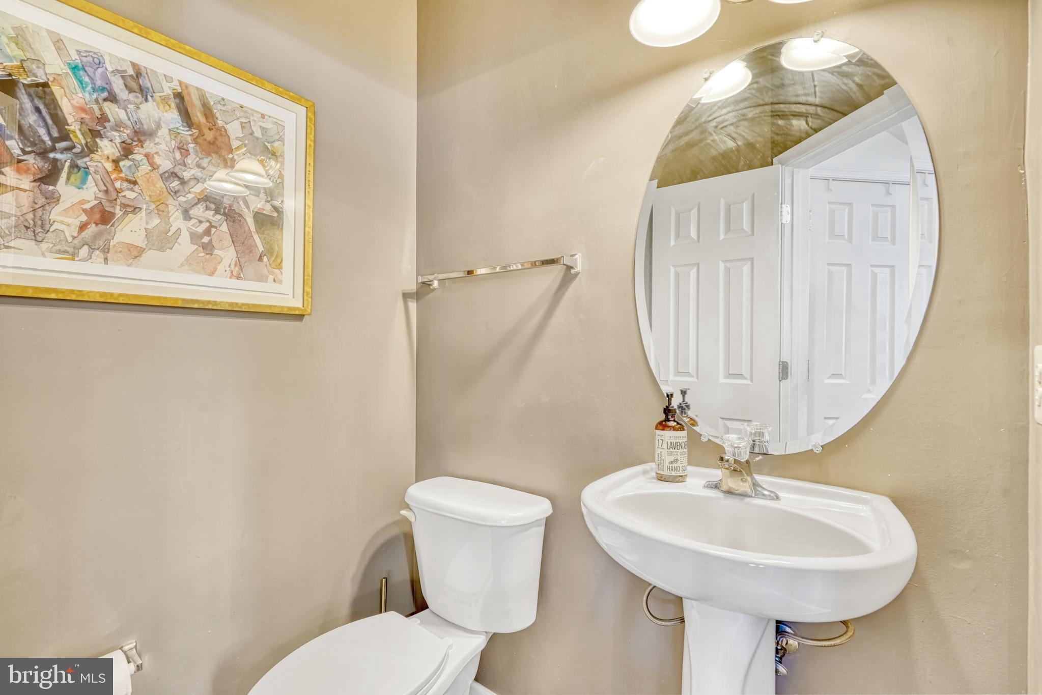 THE TOWNES CONDOMINIUM - Residential