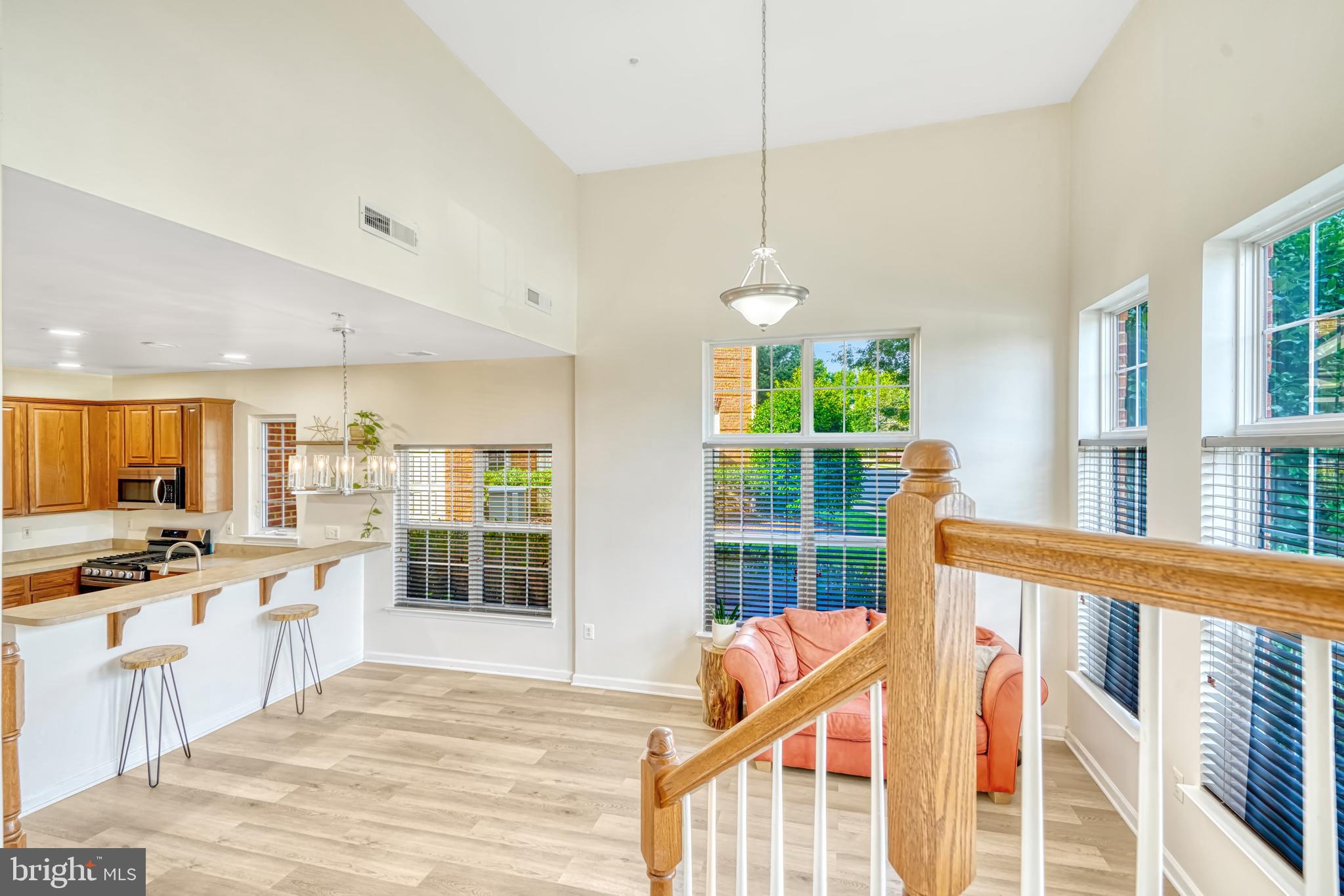 THE TOWNES CONDOMINIUM - Residential