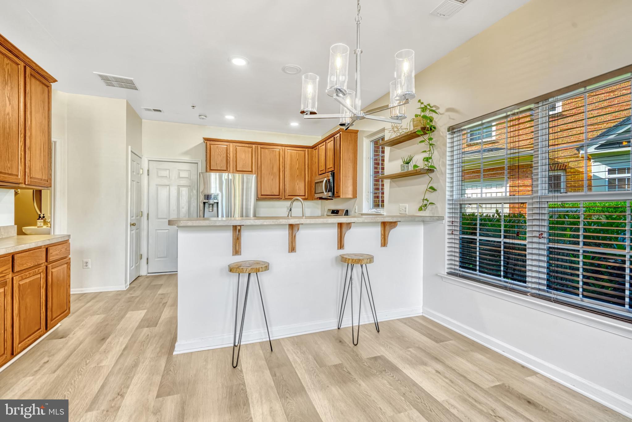 THE TOWNES CONDOMINIUM - Residential