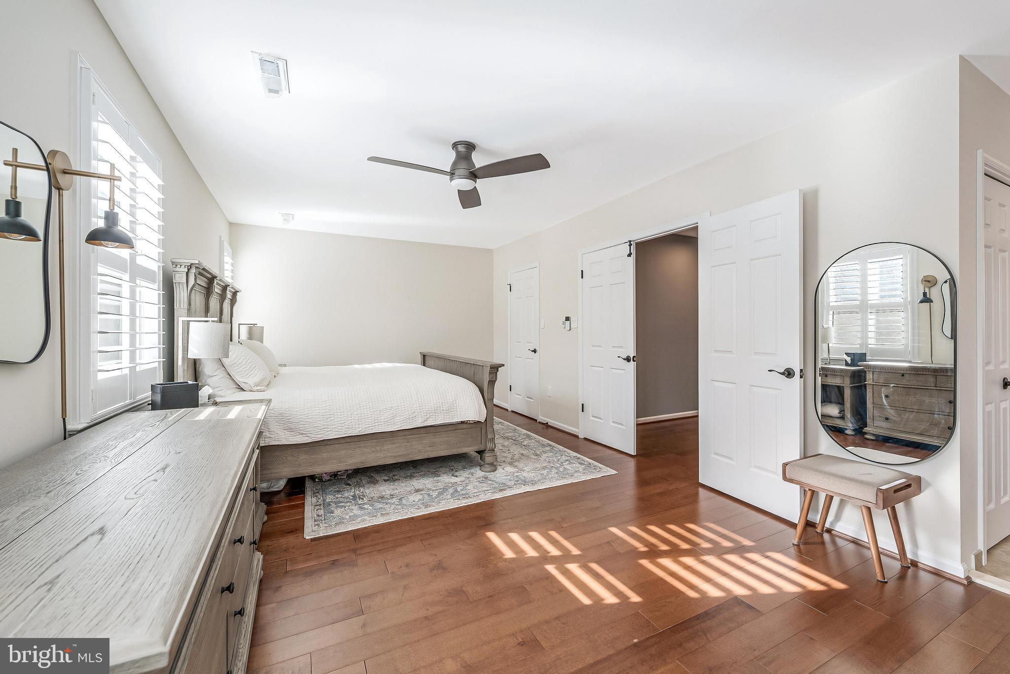 HAMPTONS OF MCLEAN - Residential