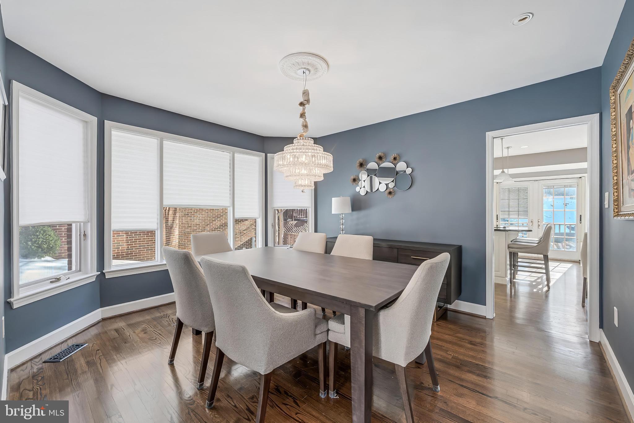 HAMPTONS OF MCLEAN - Residential