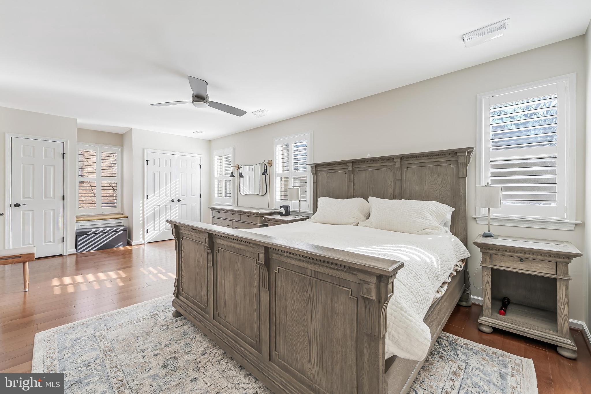 HAMPTONS OF MCLEAN - Residential