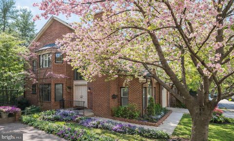 1456 HAMPTON HILL CIRCLE MCLEAN VA 22101