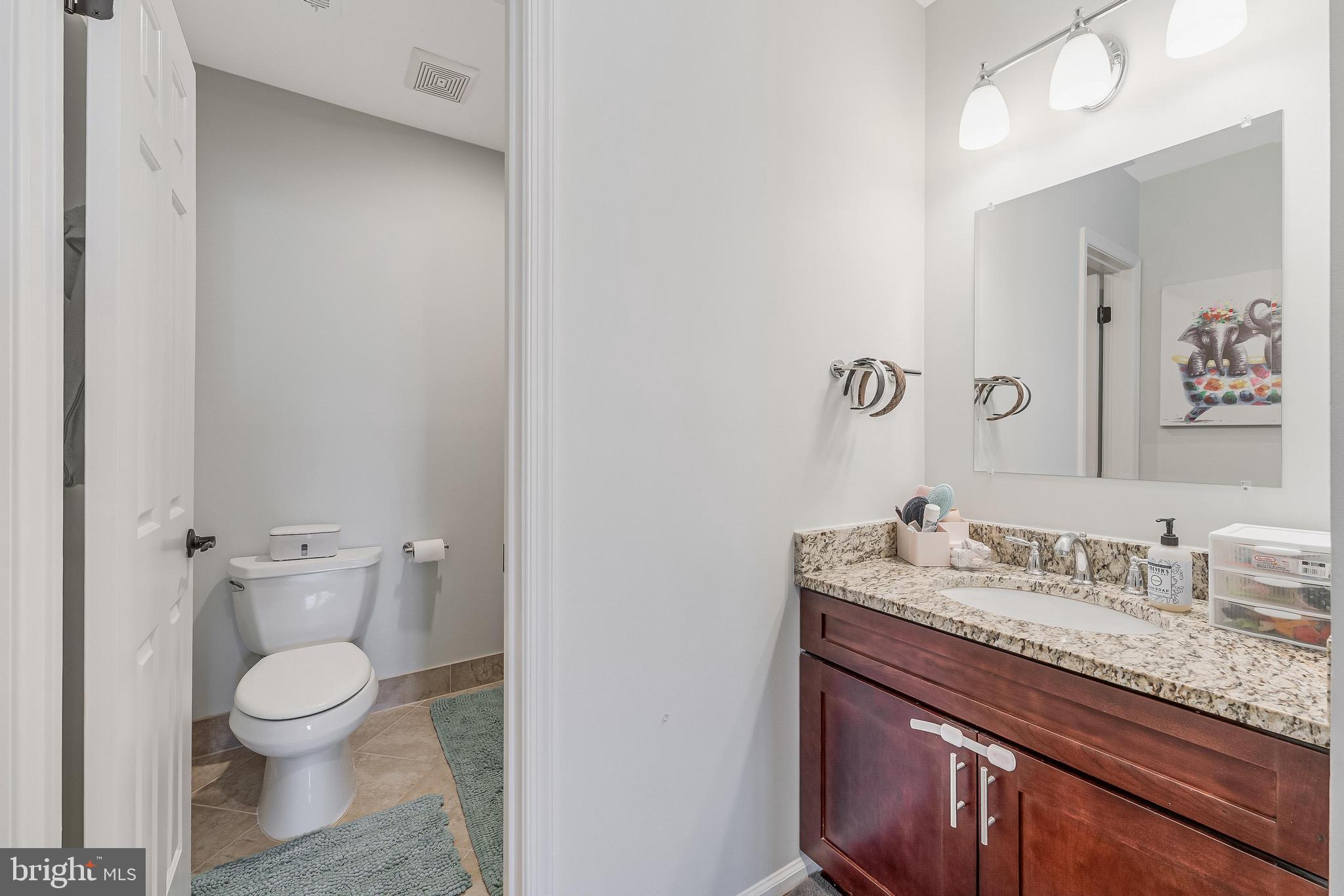 HAMPTONS OF MCLEAN - Residential