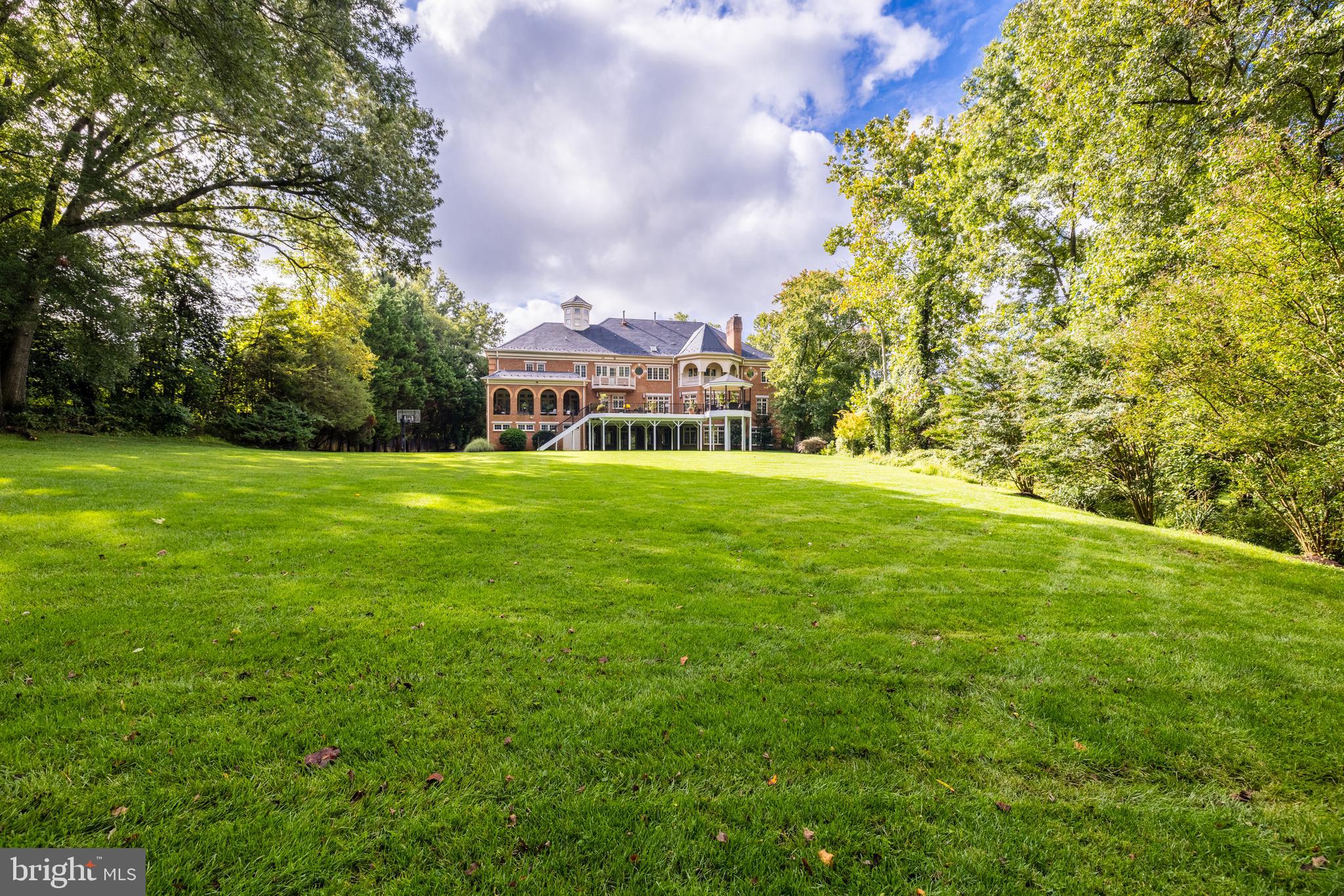 LANGLEY FOREST - Residential