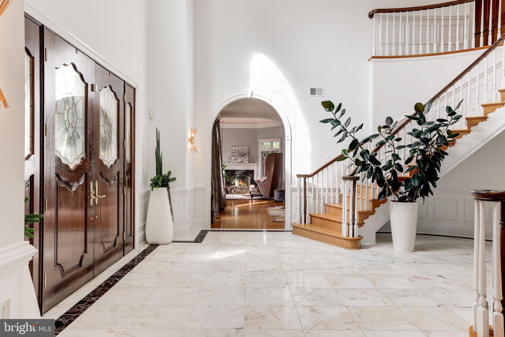 LANGLEY FOREST - Residential