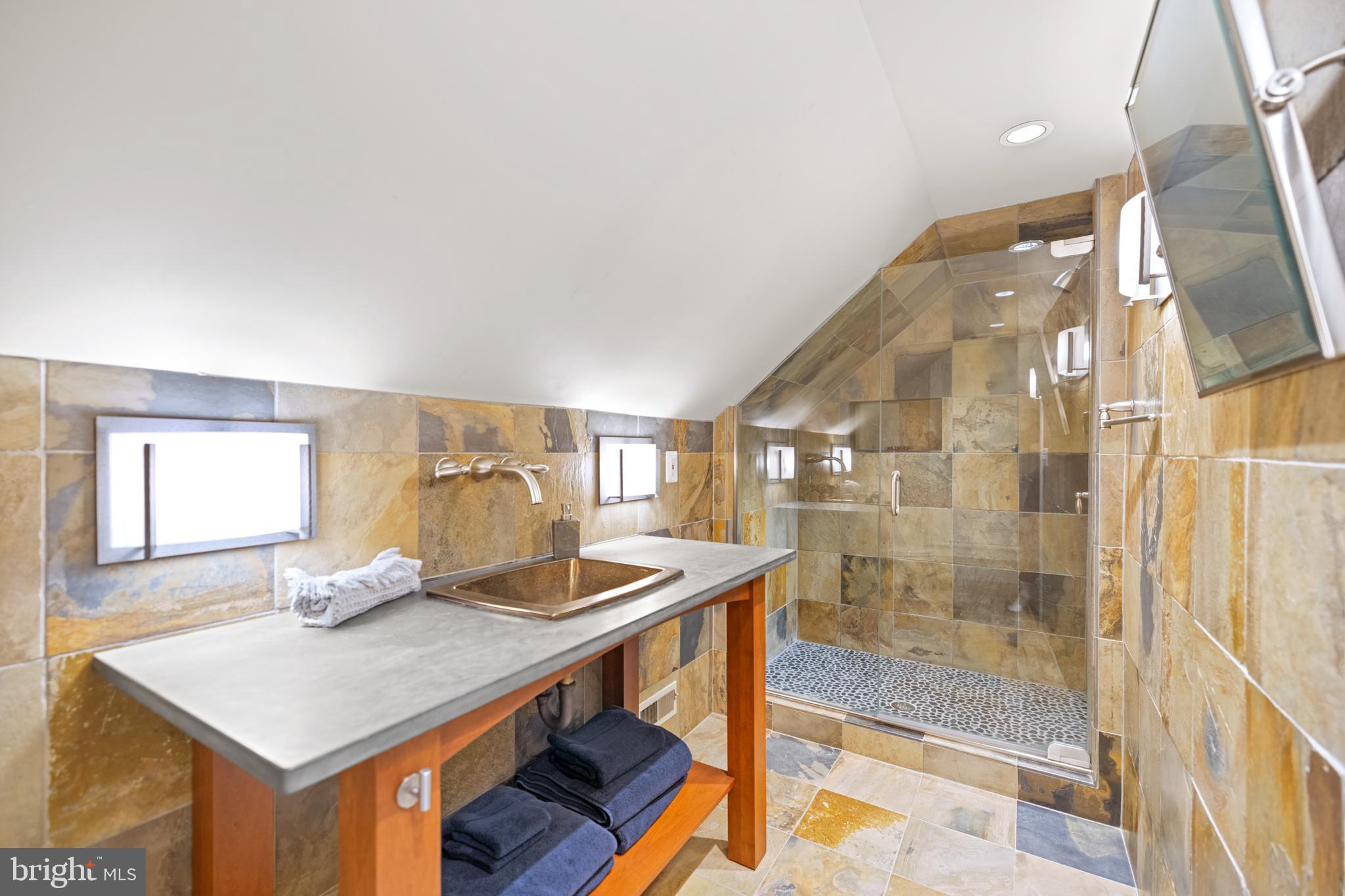 LEIGH MILL MEADOWS - Residential