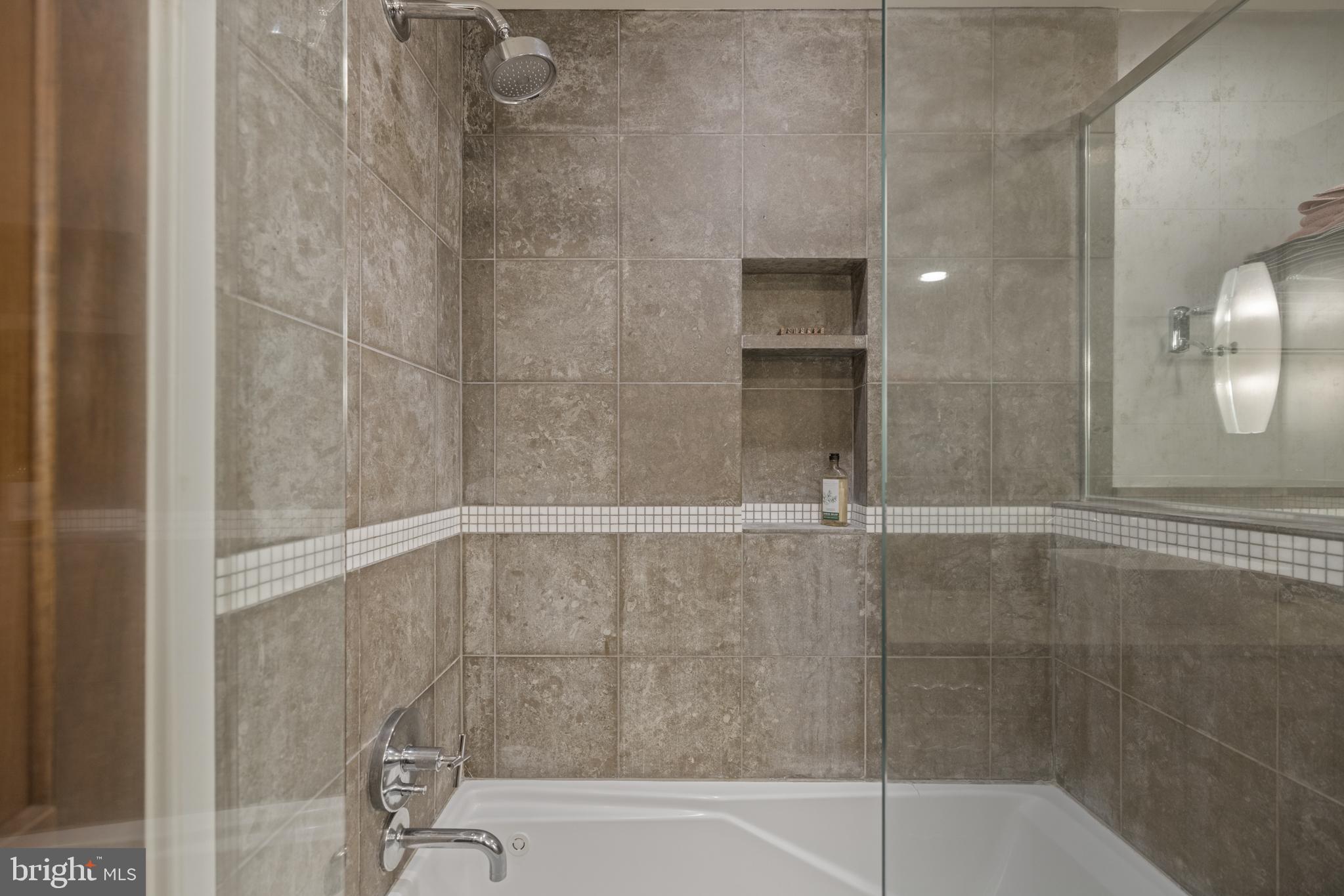 LEIGH MILL MEADOWS - Residential