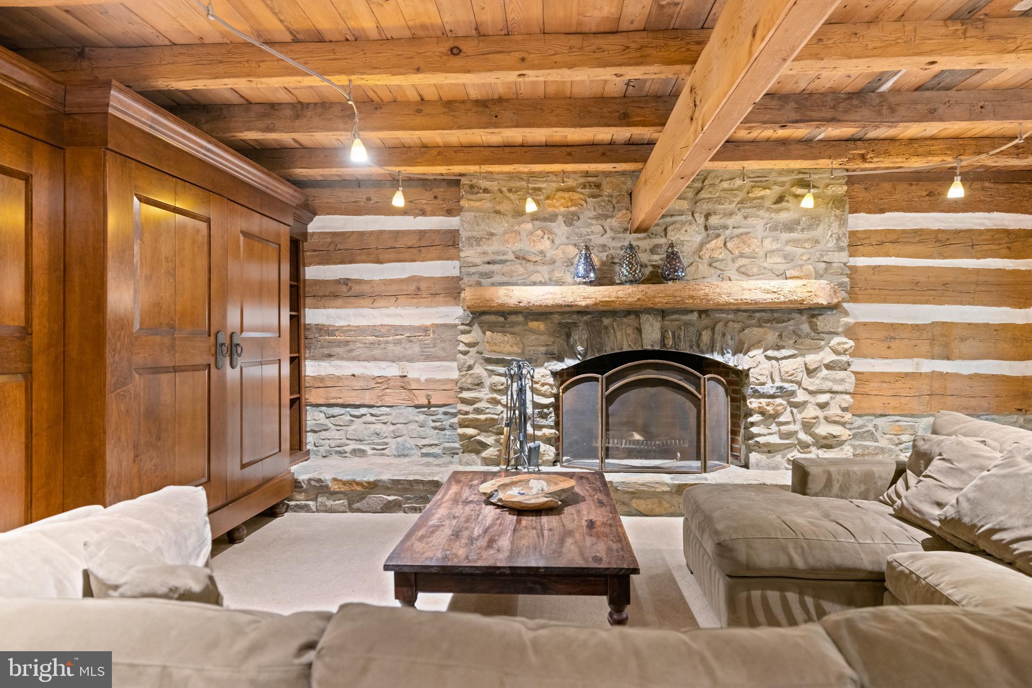 LEIGH MILL MEADOWS - Residential