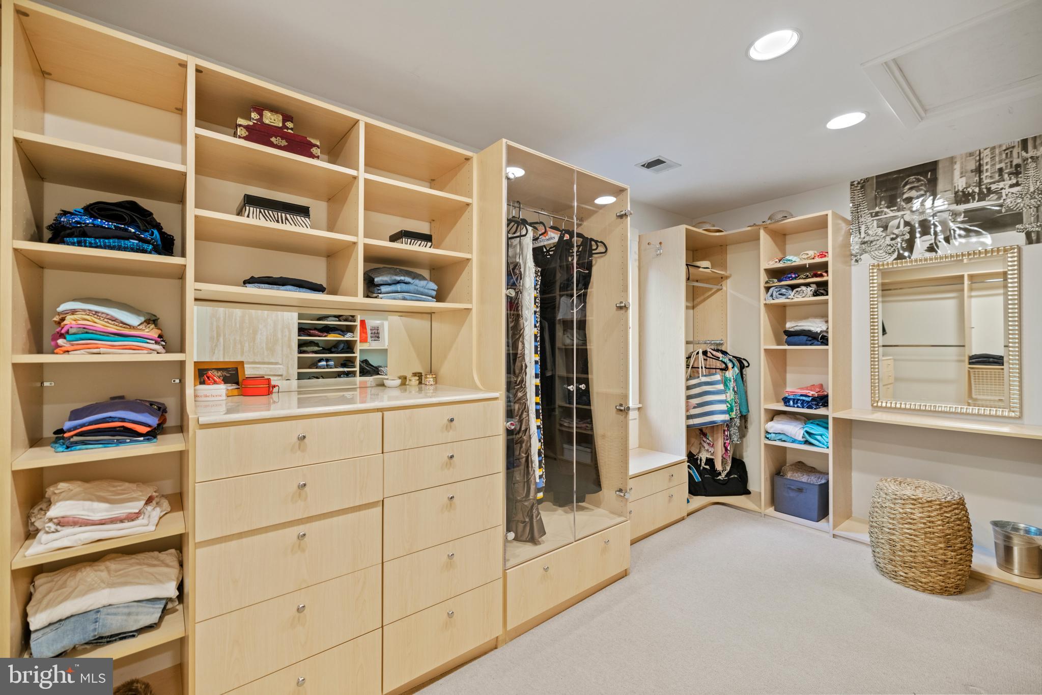 LEIGH MILL MEADOWS - Residential