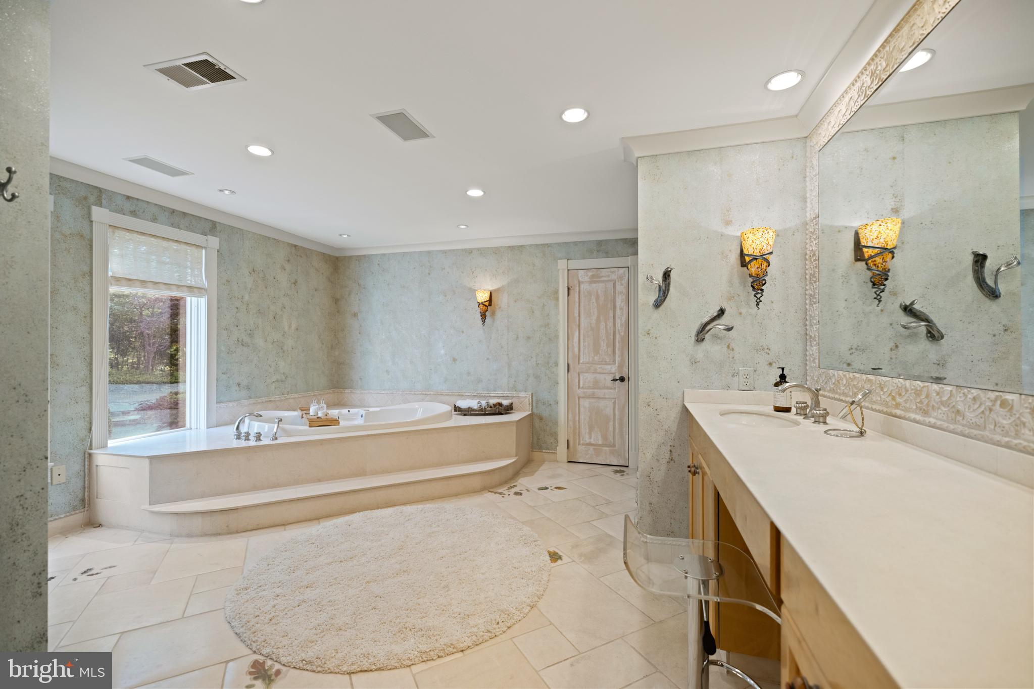 LEIGH MILL MEADOWS - Residential