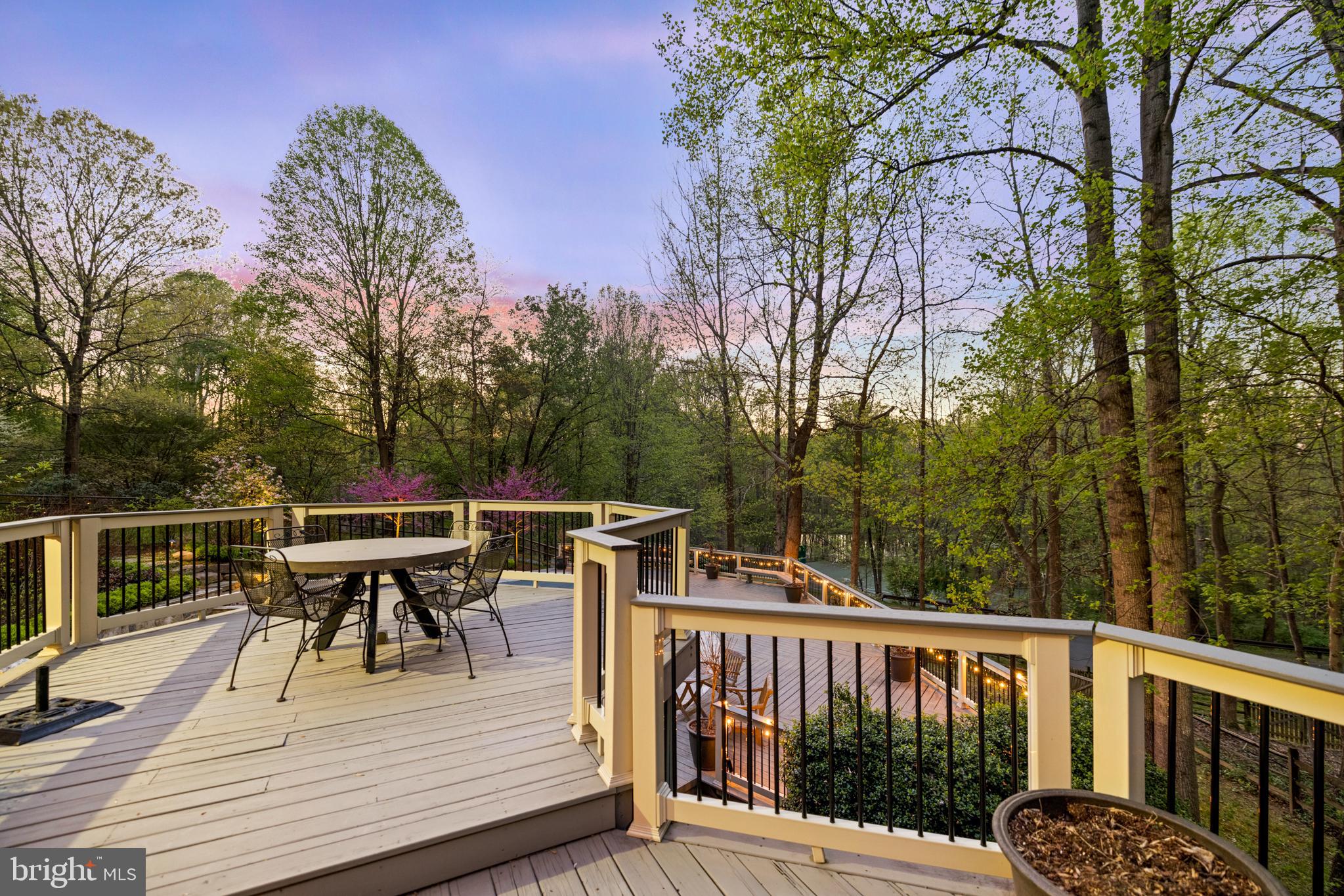 LEIGH MILL MEADOWS - Residential