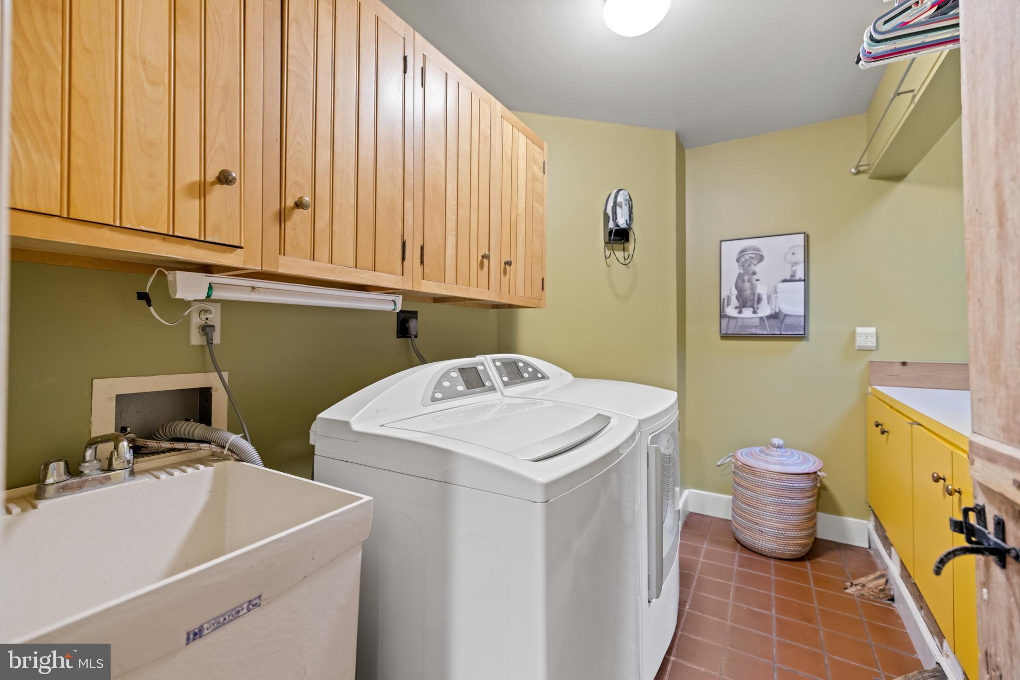 LEIGH MILL MEADOWS - Residential