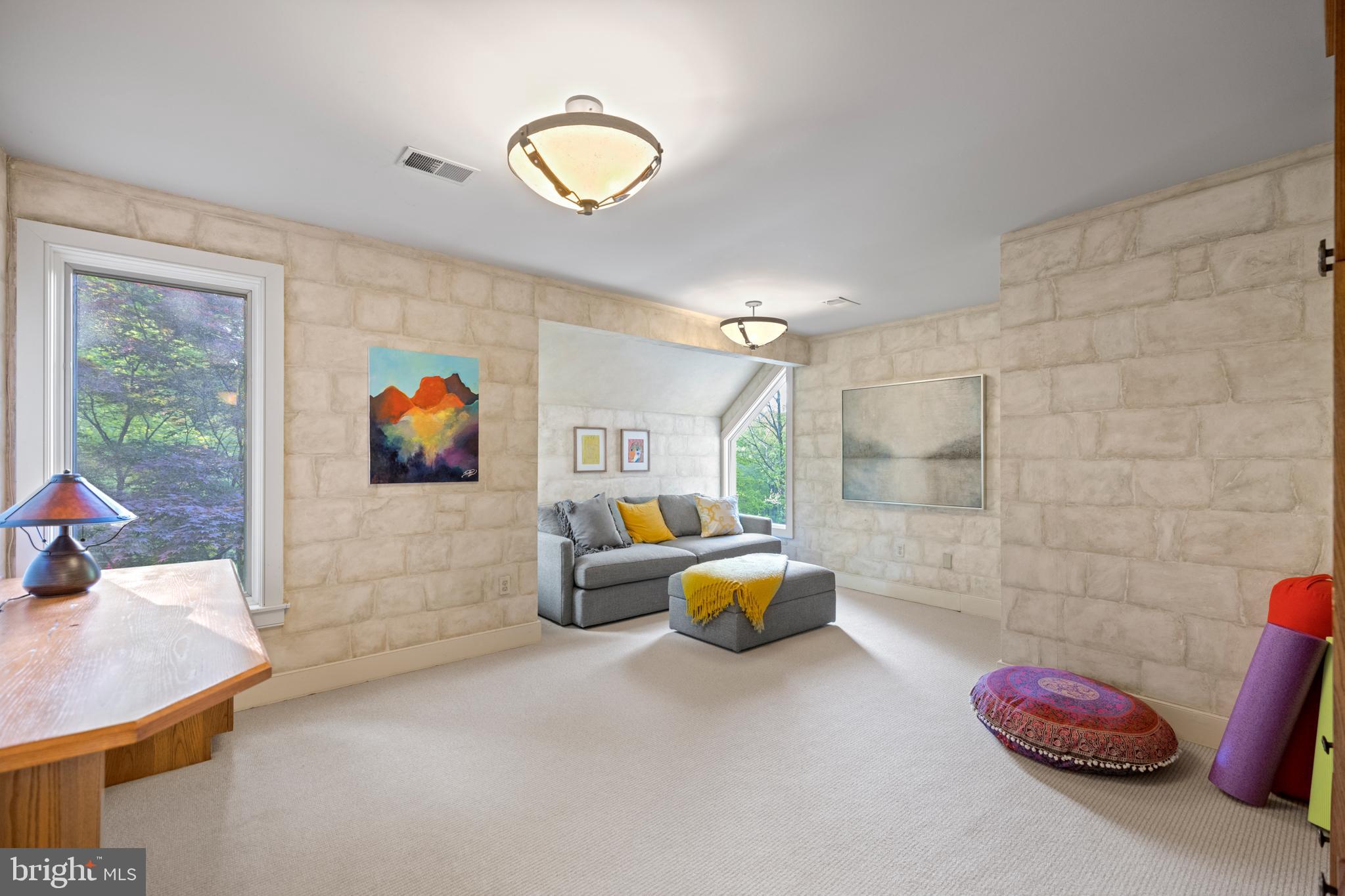 LEIGH MILL MEADOWS - Residential