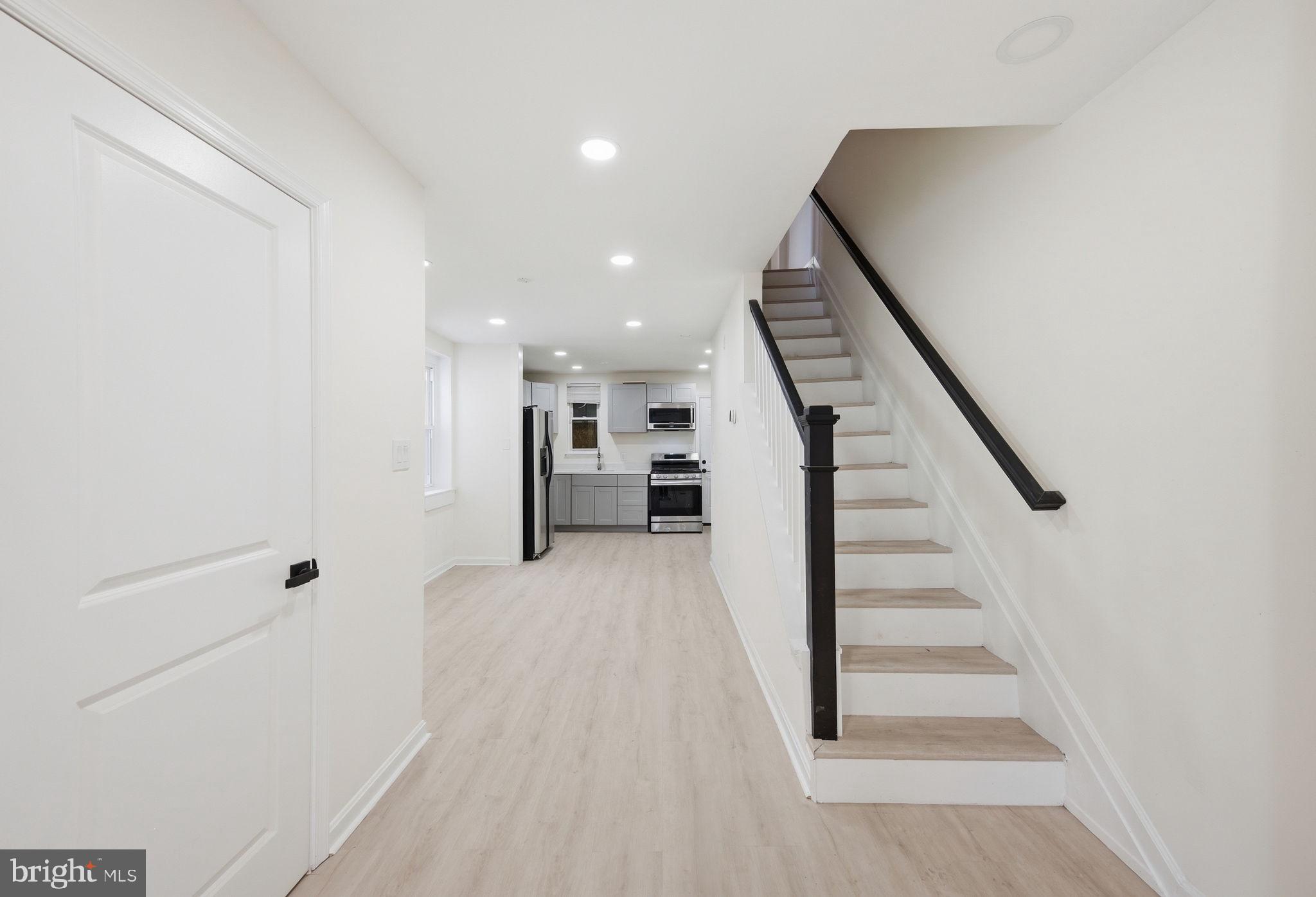 2636 LAURETTA AVENUE