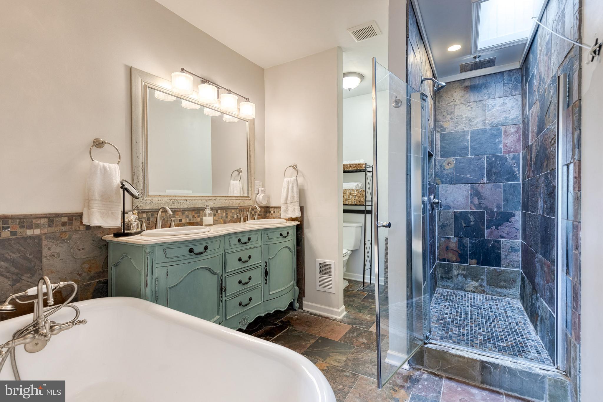 BREWERS HILL - Residential Lease