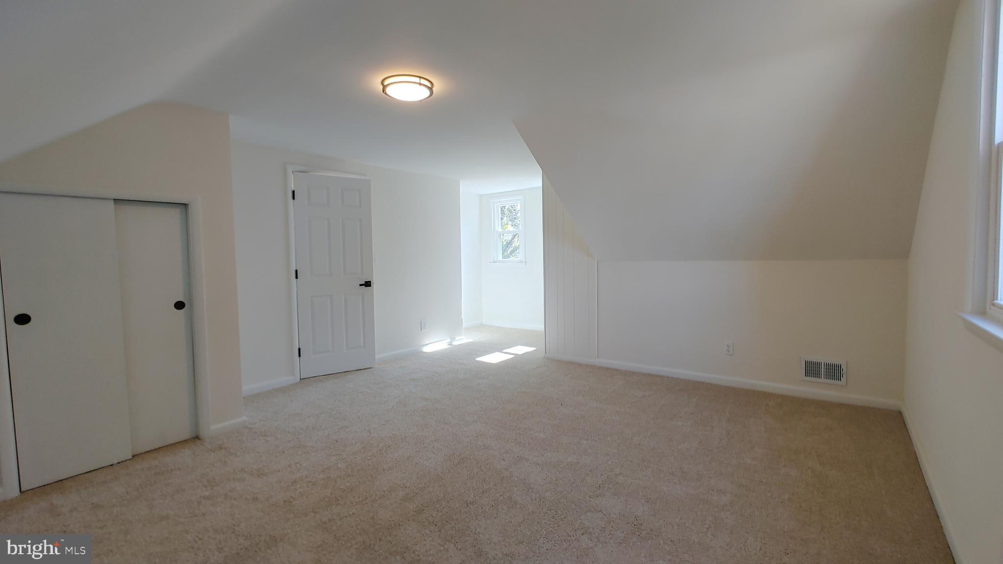 ENGLISH CONSUL ESTATES - Residential