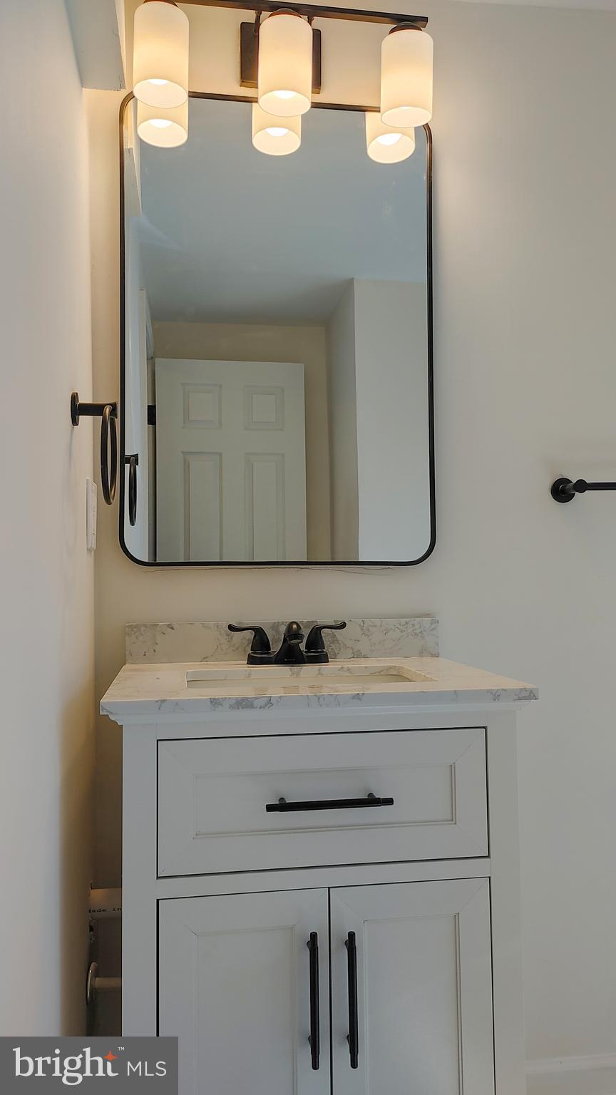 ENGLISH CONSUL ESTATES - Residential