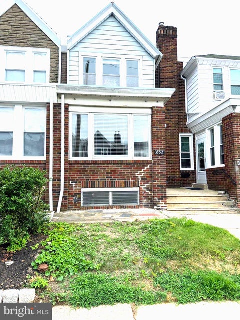 Townhouse For Sale - 653 Gerhard Street<br/> PHILADELPHIA, PA 19128