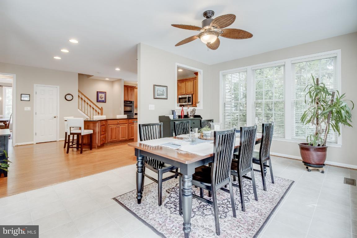 WHITEHALL MANOR - Residential