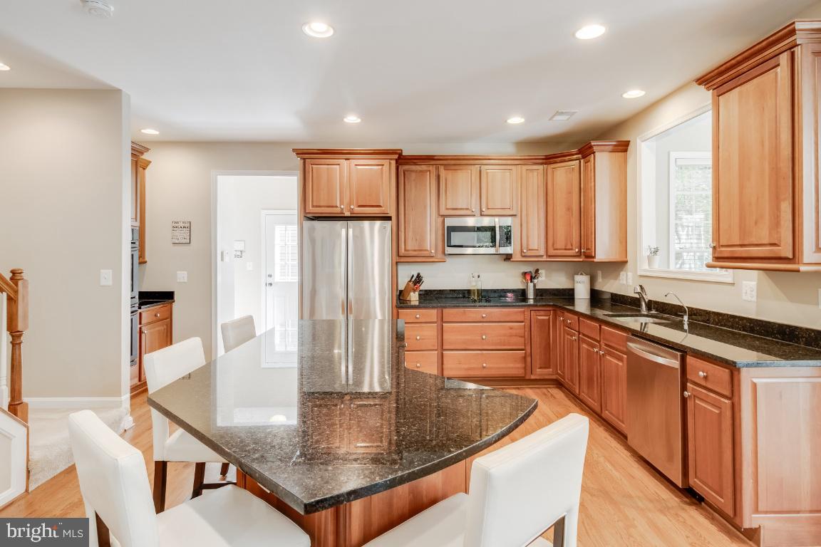 WHITEHALL MANOR - Residential