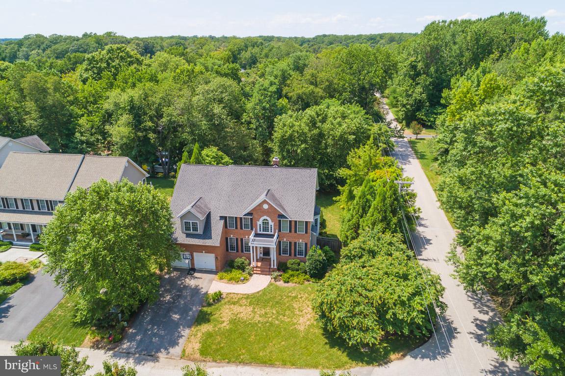 WHITEHALL MANOR - Residential