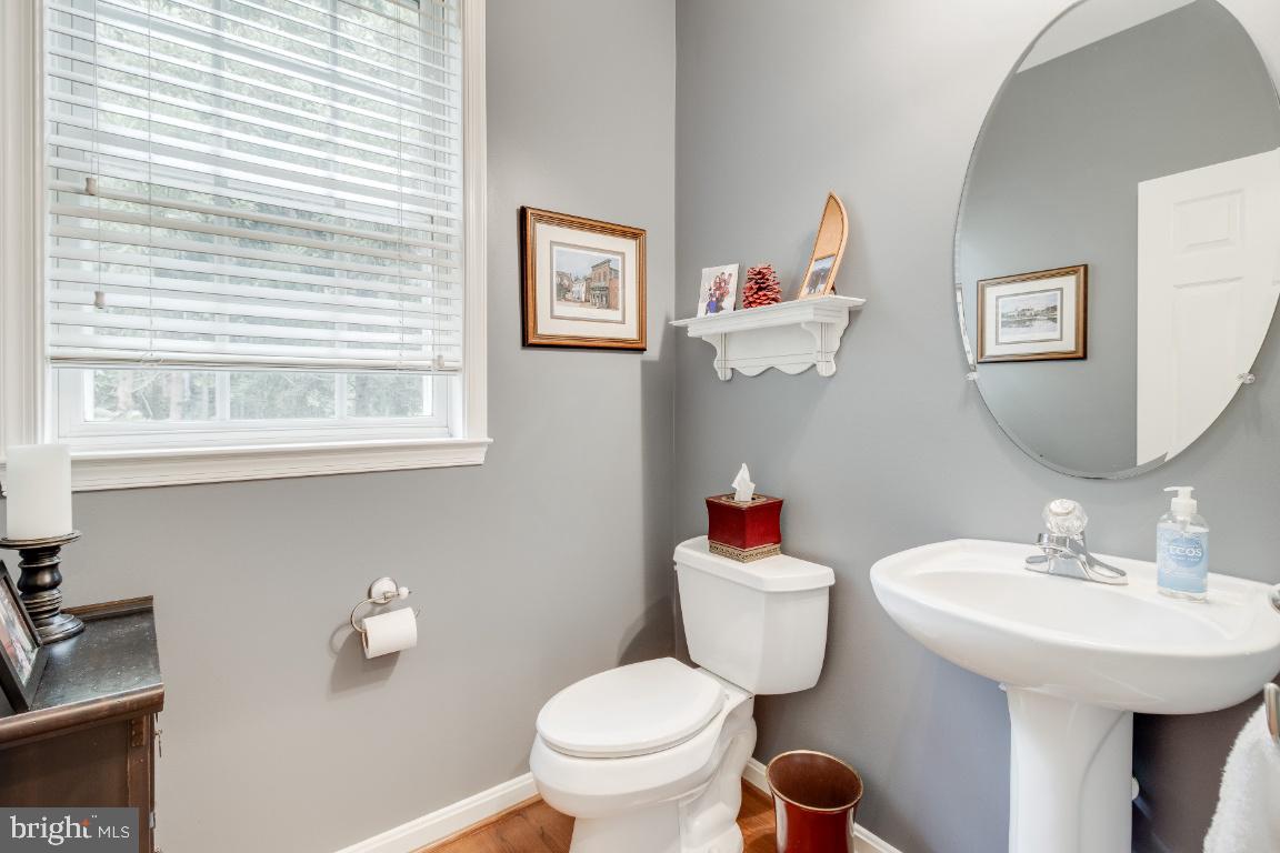 WHITEHALL MANOR - Residential