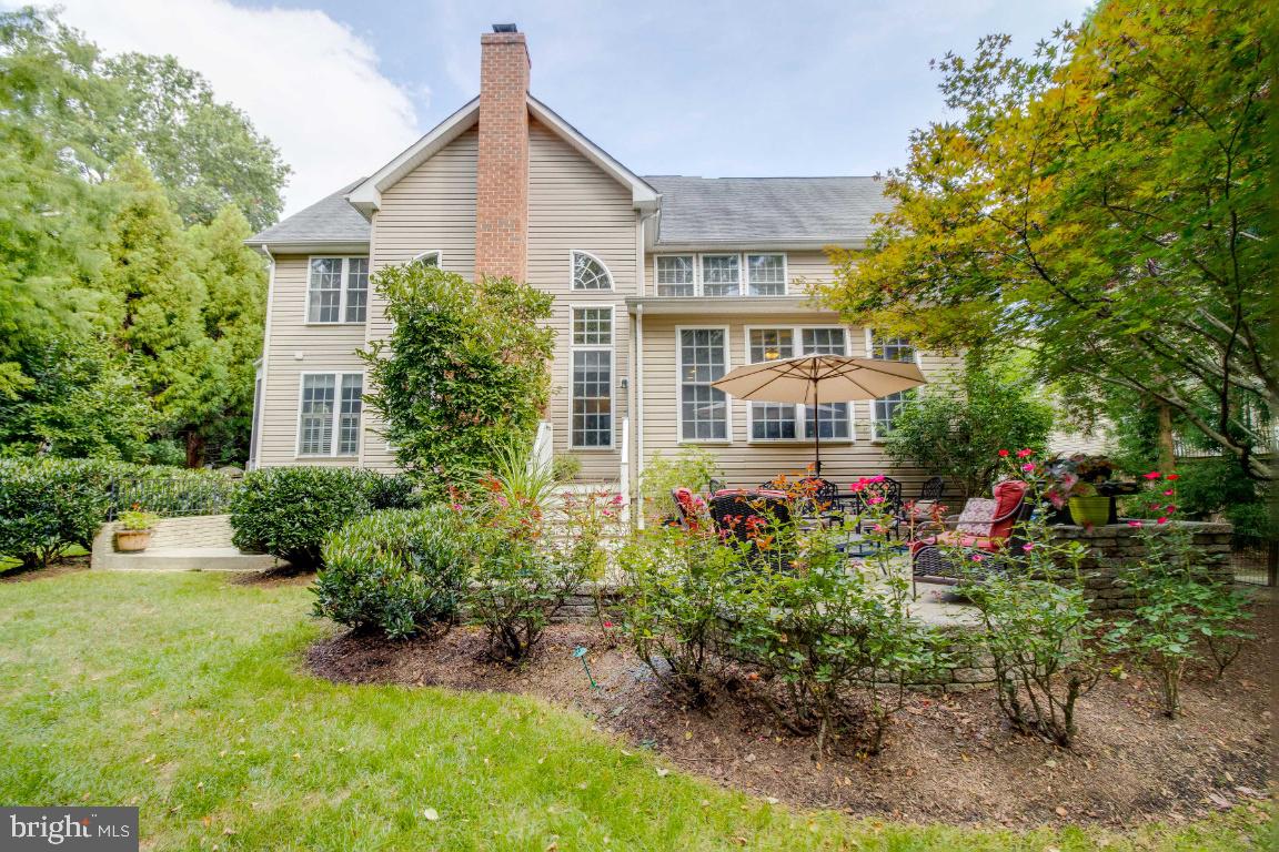 WHITEHALL MANOR - Residential