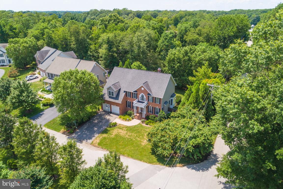 WHITEHALL MANOR - Residential