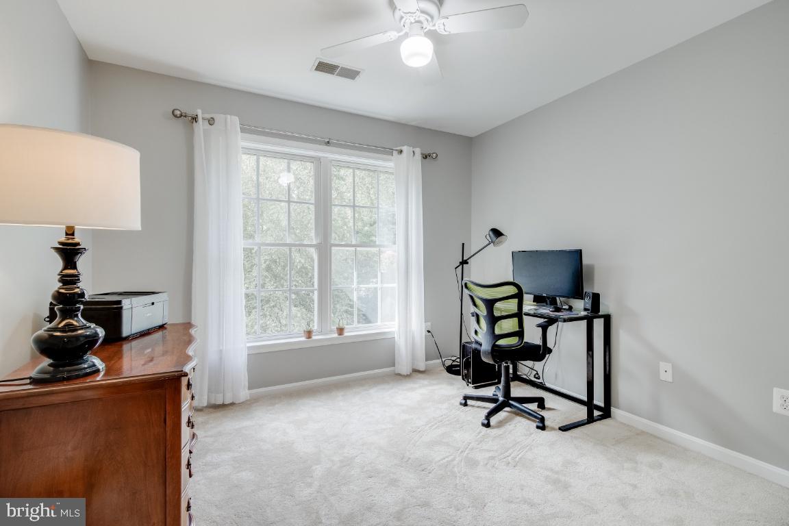 WHITEHALL MANOR - Residential