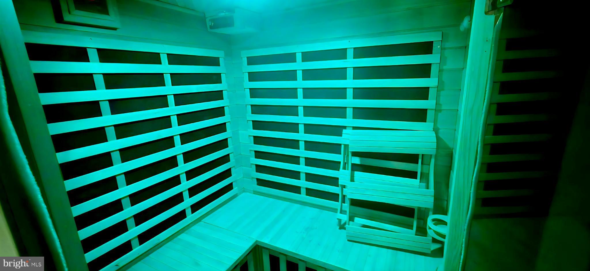 GREEN MEADOWS - Residential