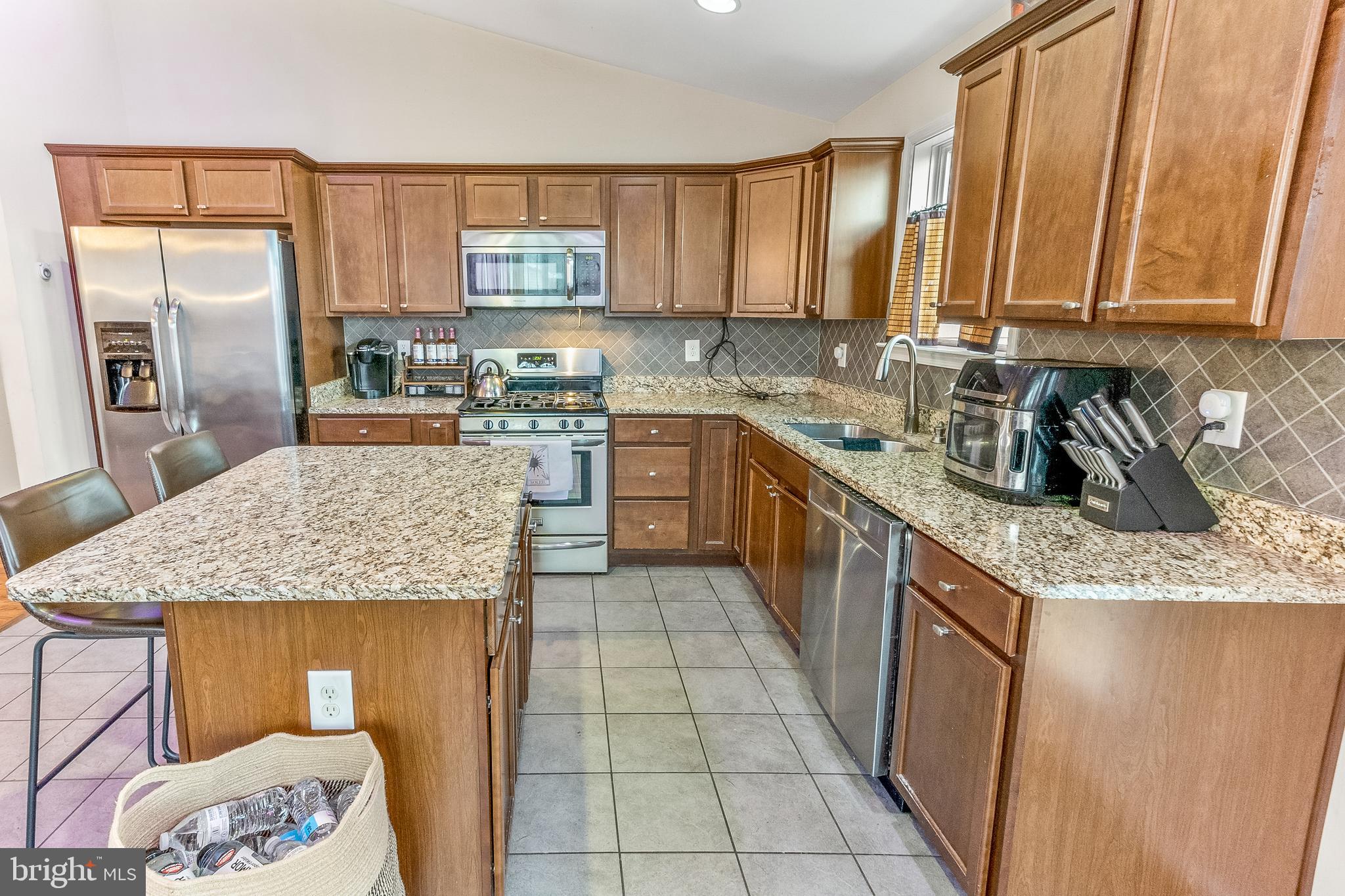 GREEN MEADOWS - Residential