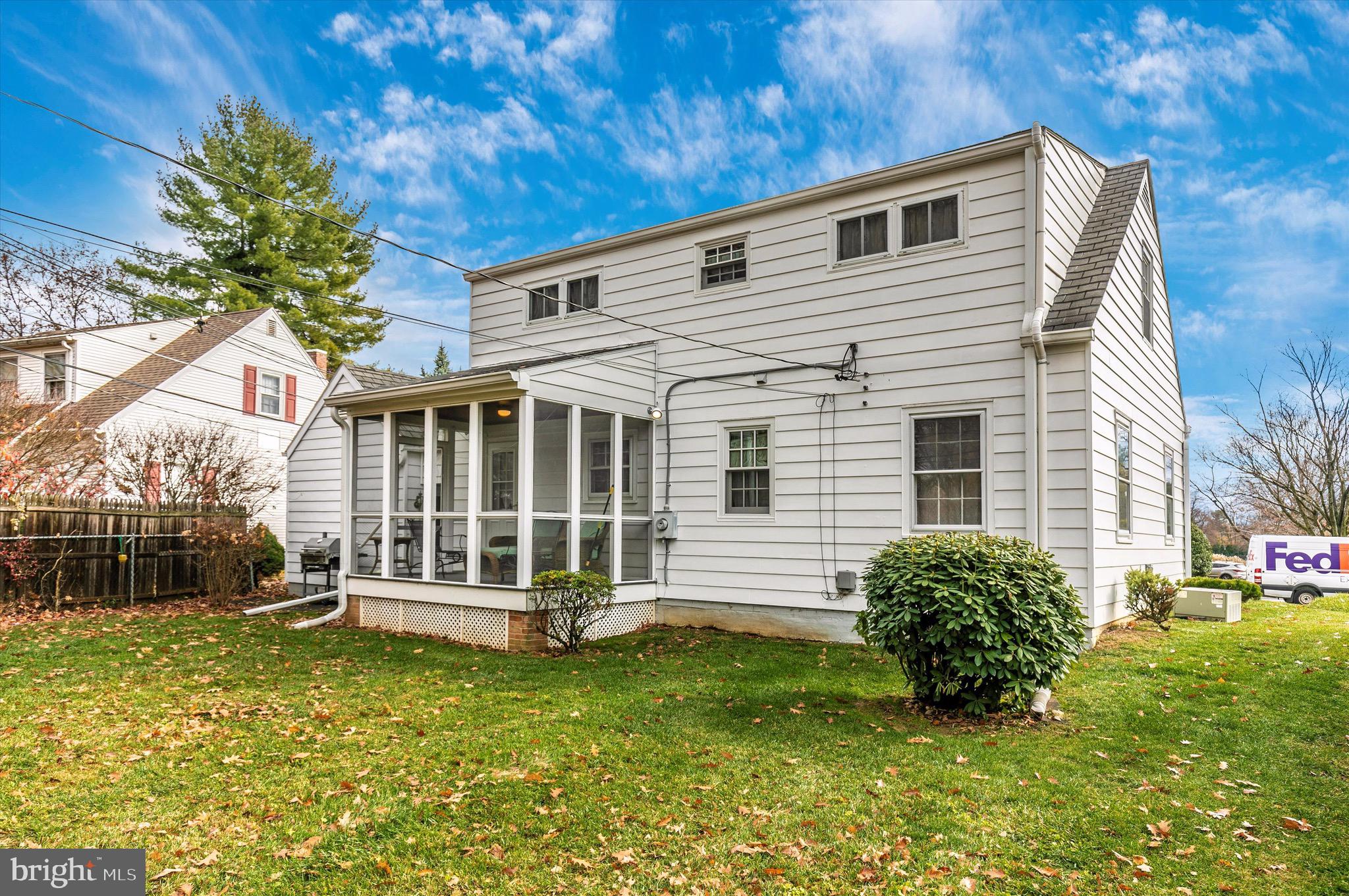 FOUNTAIN HEAD - Residential