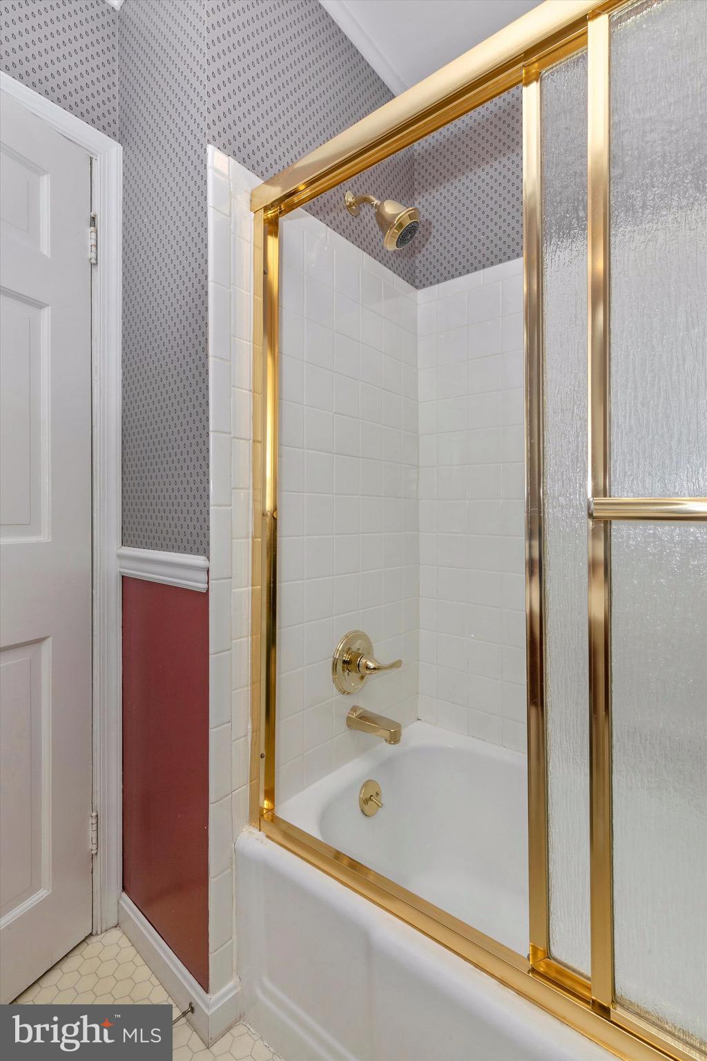 FOUNTAIN HEAD - Residential