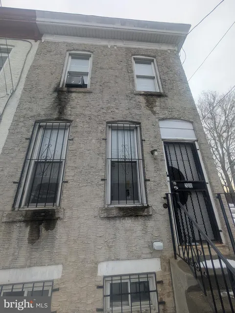 2000 Cooper Street, Camden, NJ 08105 - #: NJCD2111814