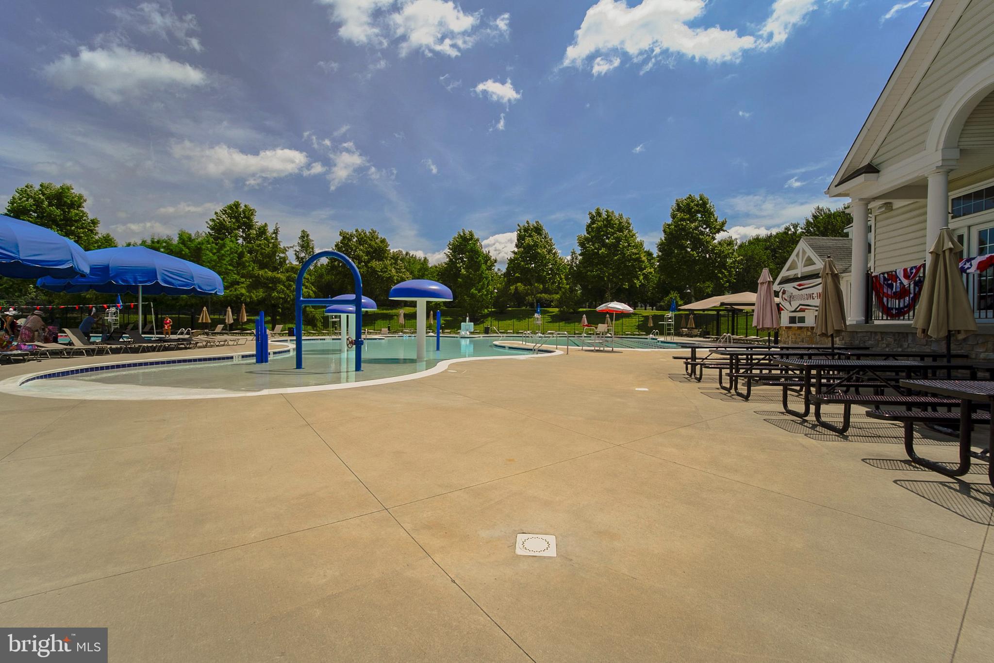 KINGS OVERLOOK - Residential