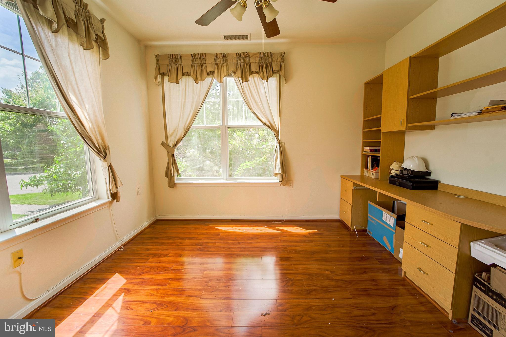 KINGS OVERLOOK - Residential